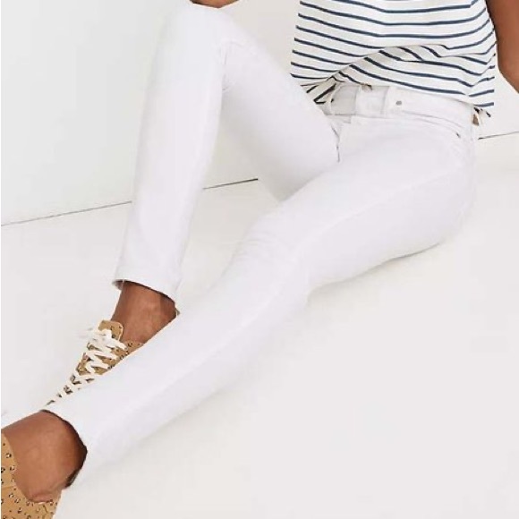 Madewell Tall 9” High-rise Skinny Jeans in Pure White | Size 27 - Picture 5 of 6